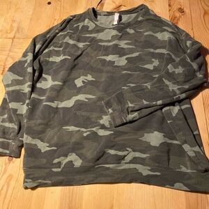 athleta camo crewneck